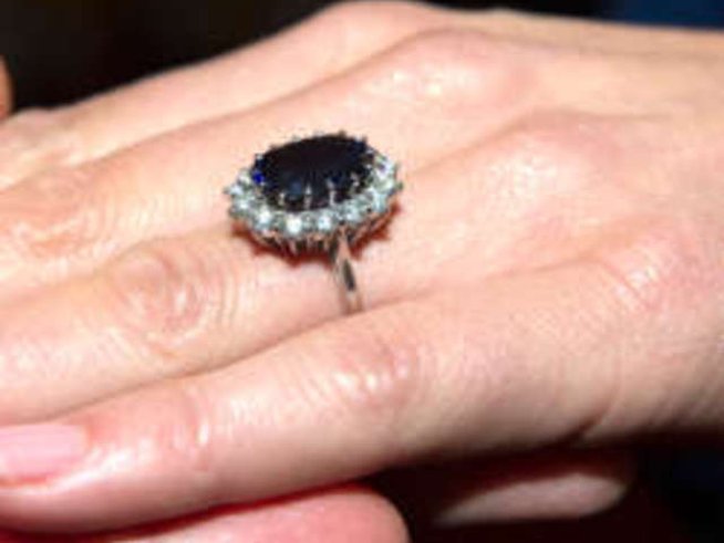 Загубен годежен пръстен се връща при собственичката си