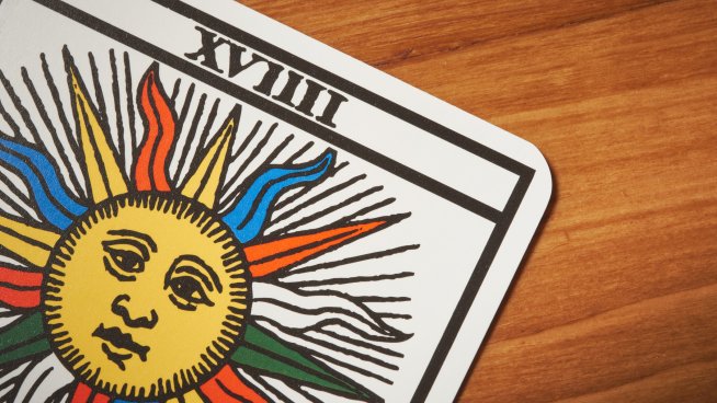 Таро карта Слънцето. Снимка: istock