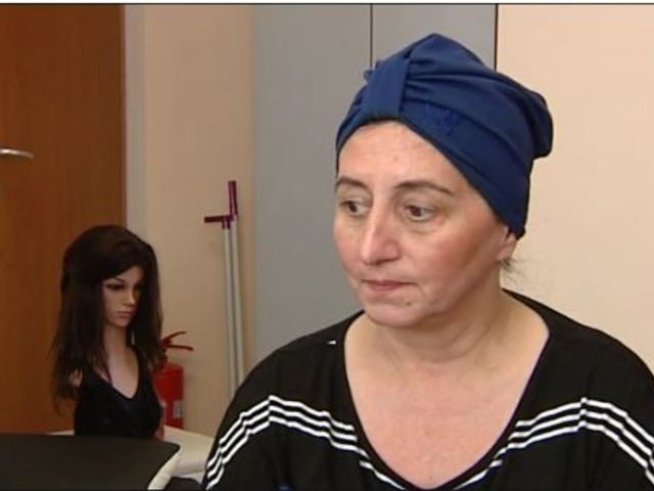 Да дариш косата си за онкоболни (видео)