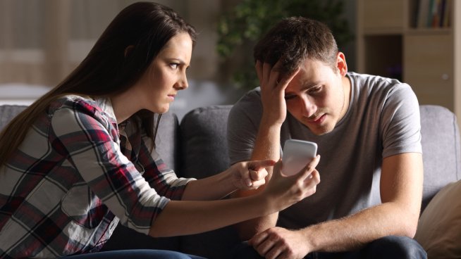 7 признака, че ревността ви съсипва връзката. Снимка: istock