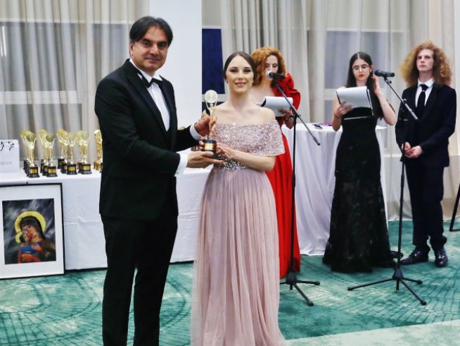 Снимка: Хайлайф.