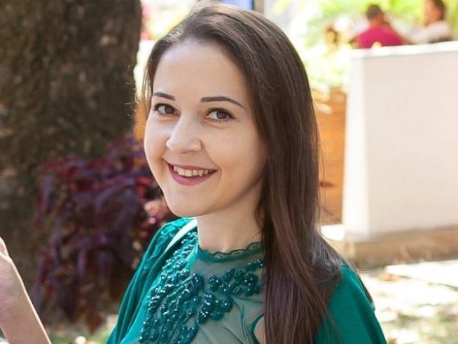 Илияна Христова.