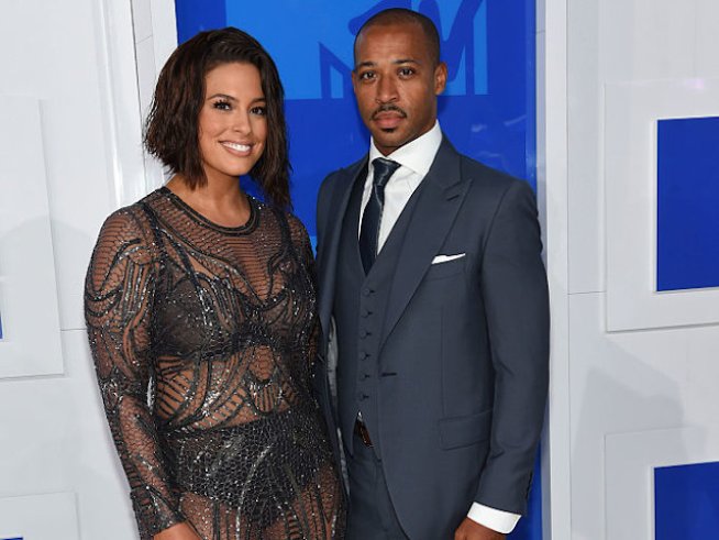 Ашли Греъм и съпругът ѝ Джъстин Ервин. Снимка: Getty images.