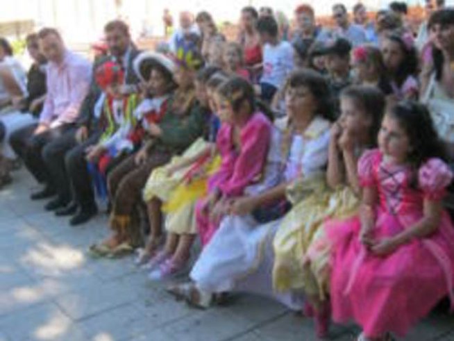 „Забавното лятно четене“ 2012 тръгна от София и посети Плевен, Русе, Варна, Бургас и Стара Загора