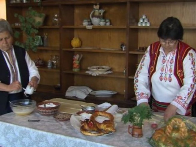 Как се прави майсторски козунак?