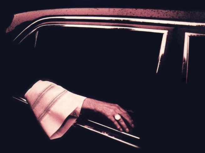 Корица: Издателство "Емас"