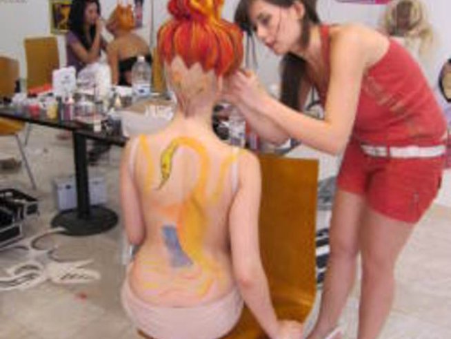 Публичен изпит за грим, прически и перуки