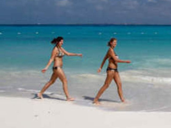 Лятната козметика, без която не можем