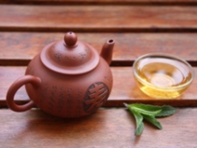 Зелен чай за здравословно отслабване