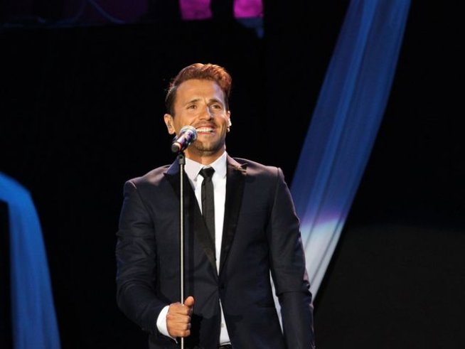 Никос Вертис