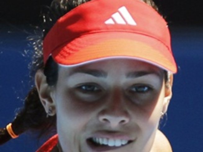 Добрият гланц за устни съдържа витамини