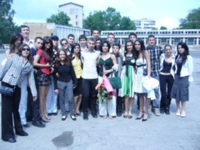 Родители, учители и ученици в един отбор