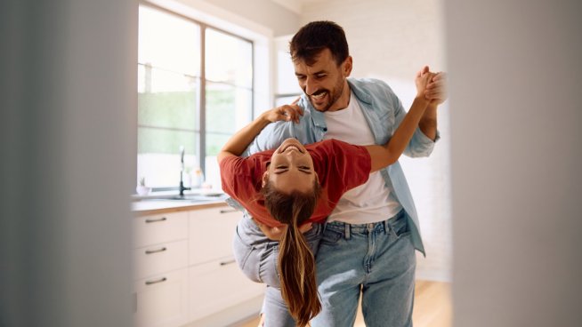 8 признака, че мъжът ви все още е дете. Снимка: istock