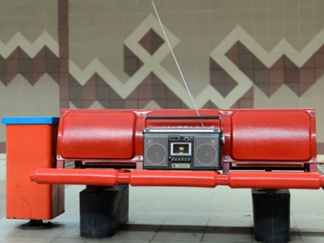 Случаен танц в метрото – всички пътници са поканени