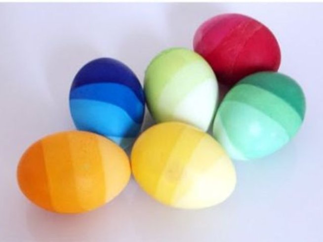 Раирани великденски яйца „Цветна дъга“