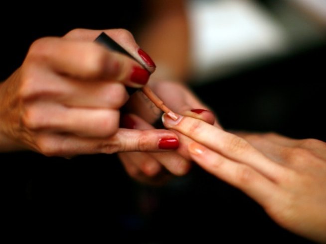 Актуални цветове за модерен маникюр през есен 2012