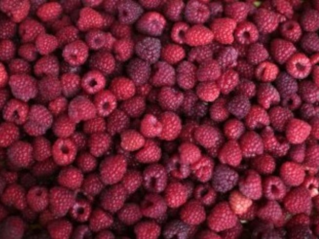 Подмладяваща маска за лице с малини