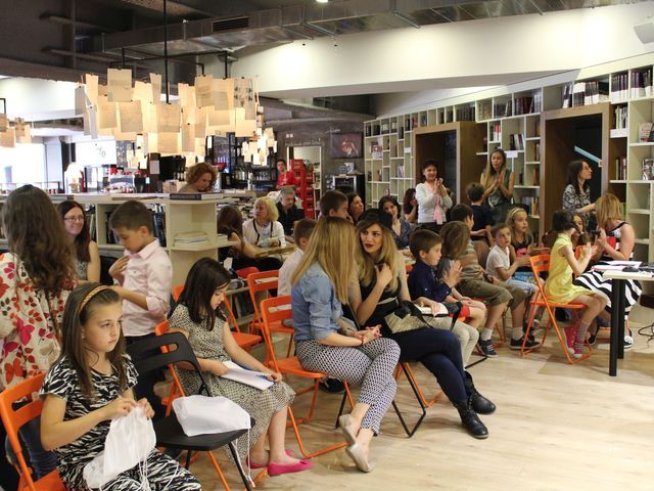 „Забавното четене“ стартира с Михаела Филева и любими български детски писатели