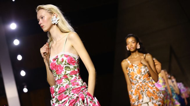 Бохо цветя и свободни линии от Chloé за пролет/лято 2026 (+Снимки). Снимка: Getty