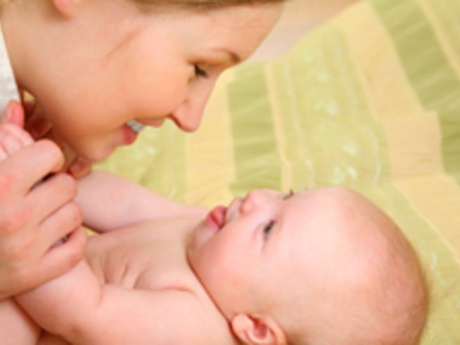 Лекции за раждането и отглеждането на бебе в София и Варна през февруари 2012