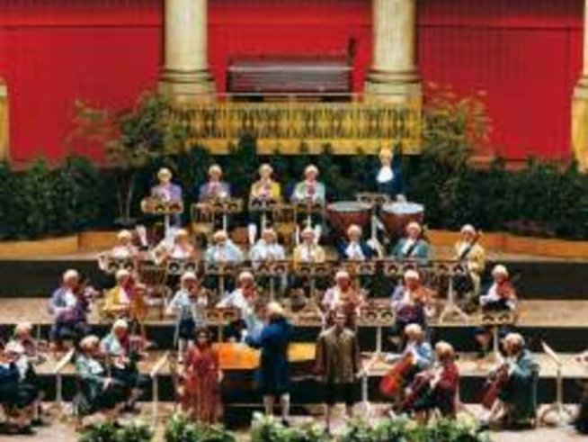 Световноизвестният Виена Моцарт оркестра за първи път в България