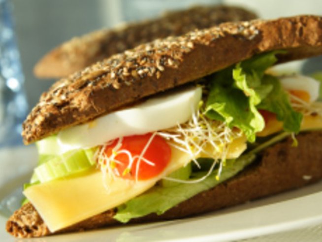 Позволени и забранени закуски в училище