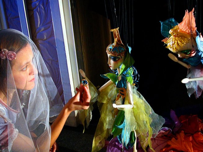 Снимка: Столичен куклен театър, „Приказка за елфи”
