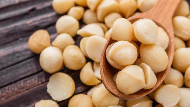 Макадамия бори високия холестерол и регулира захарта. Снимка: istock