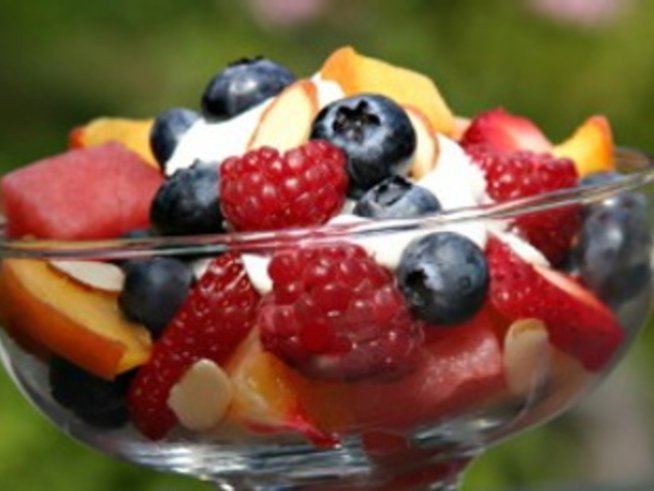 Много фибри и малко калории с плодовете на юни