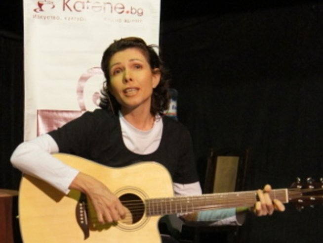 Роси Рос: културен посланик между България, Унгария и Белгия