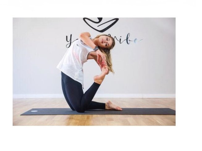 Анна - Мария Николаева.  Снимка:  архив YogaVibe йога студио, Фотограф Божана Димитрова