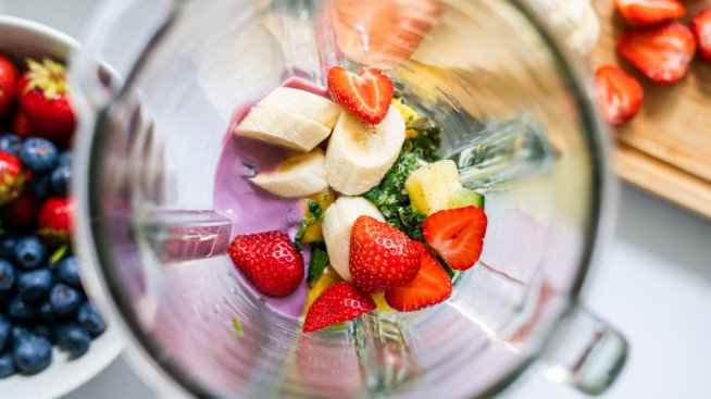 5 смутита за отслабване и детокс на черния дроб. Снимка: istock