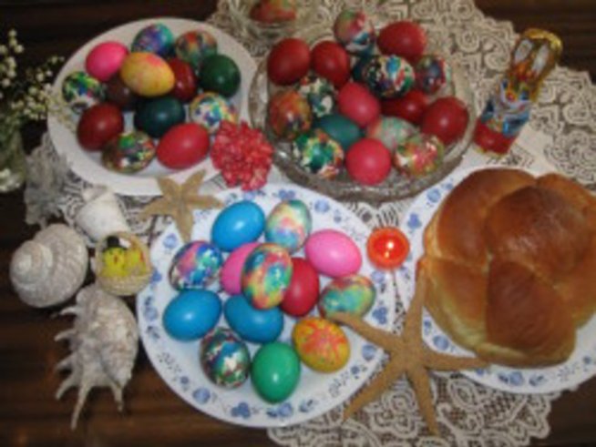 Семейна великденска симфония