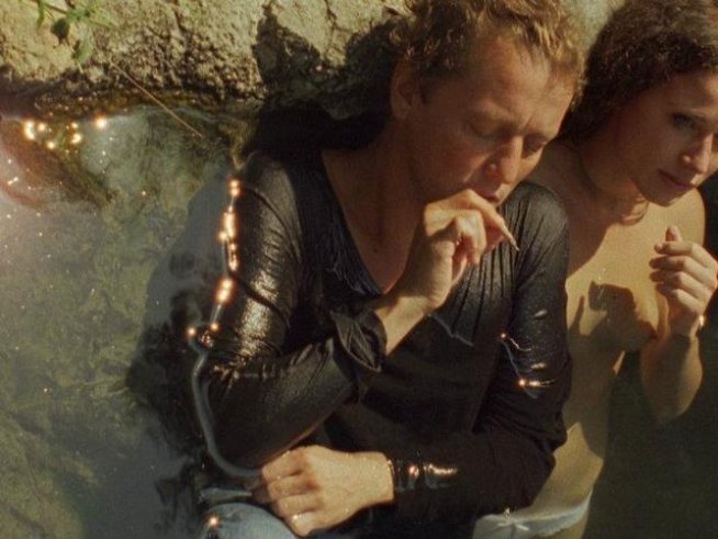 Кадър от филма "Вяра, любов и уиски".