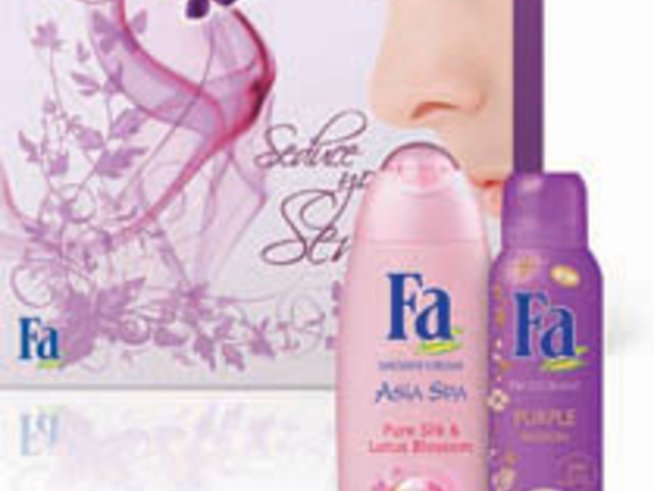 Подаръчни комплекти с душ-гел и дезодорант за всеки