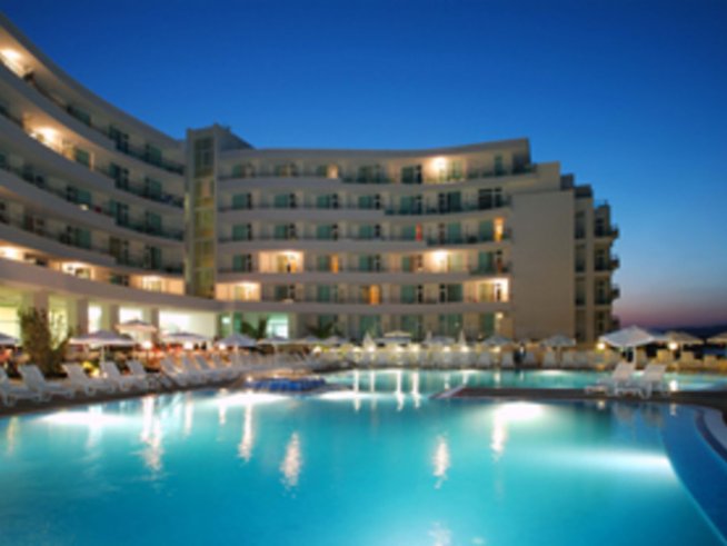 Спечелете безплатен уикенд във Феста хотели