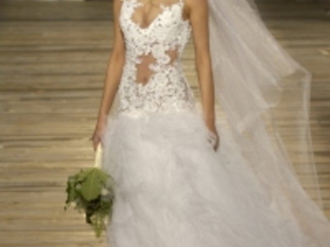 Булчински рокли от ревюто Циганска сватба