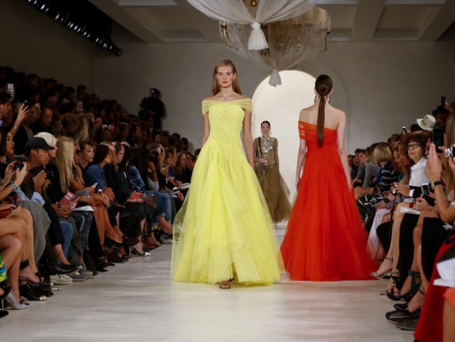 Снимки: Reuters