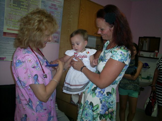 Бебе, родено само 740 грама, почерпи в Бургас за рожден ден