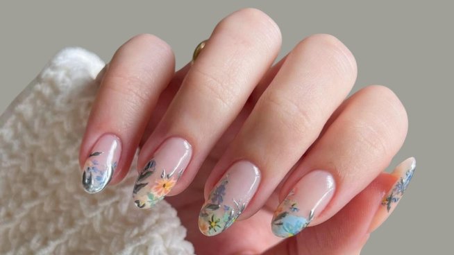 Най-нежните флорални маникюри.Снимка: istock