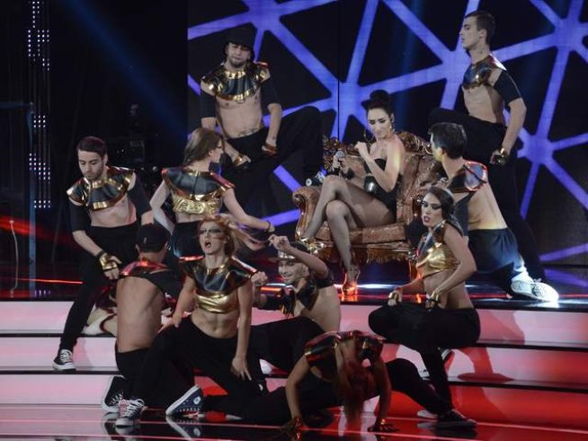 Сантра се разплака на сцената, но не стана ясно дали заради грима или критиката на Фънки...