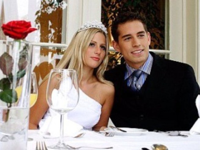 За рокля и букет на голямото сватбено шоу