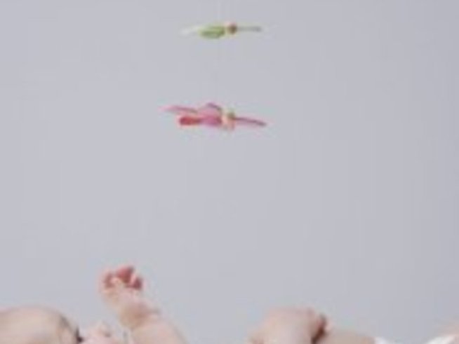 Какви играчки да изберем за бебето?