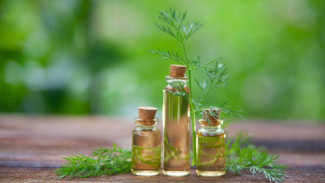 6 ползи за здравето от маслото от копър. Снимка: istock