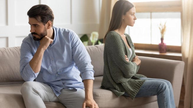 Червени флагове, които карат мъжете да се отдръпват 