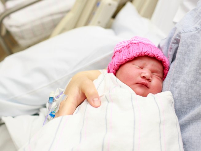 Изписване на бебето от родилното