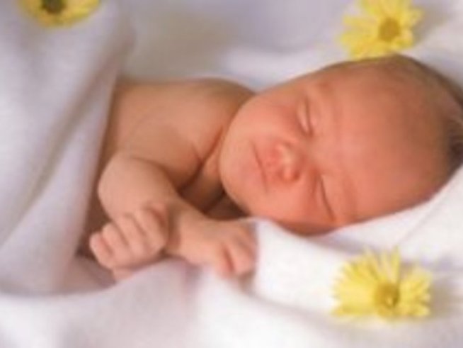 Надписване на картичка за новородено