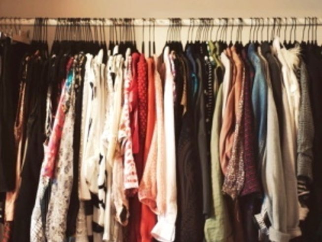 На всеки 10 години жената се облича в нови дрехи