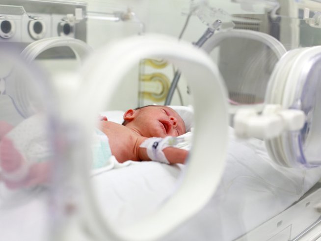 Защо всяко десето дете се ражда недоносено?