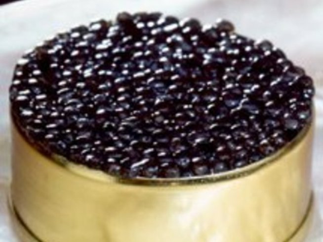 Черният хайвер – романтика, с която не стареем